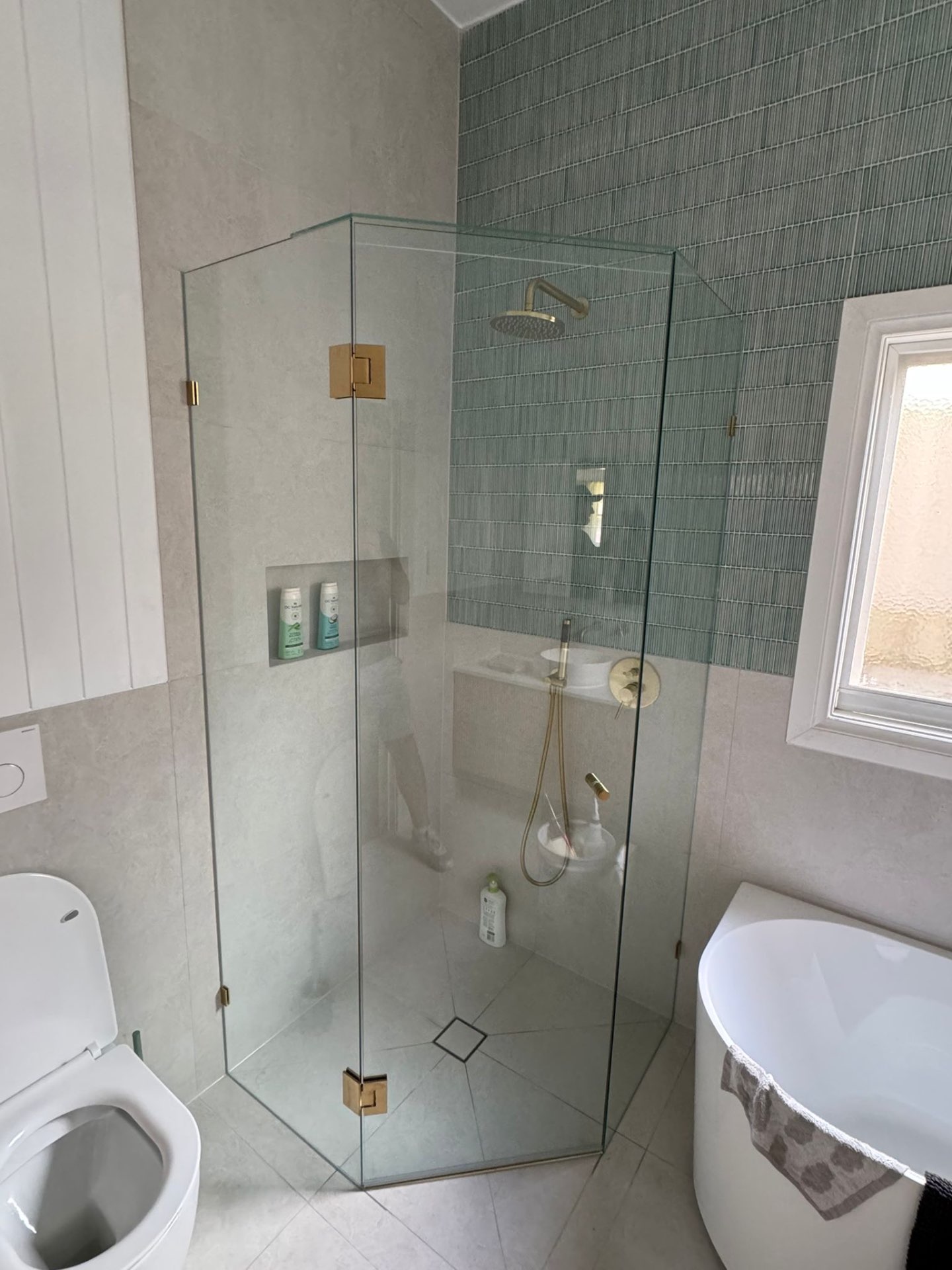 Brass-Hinged Corner Shower