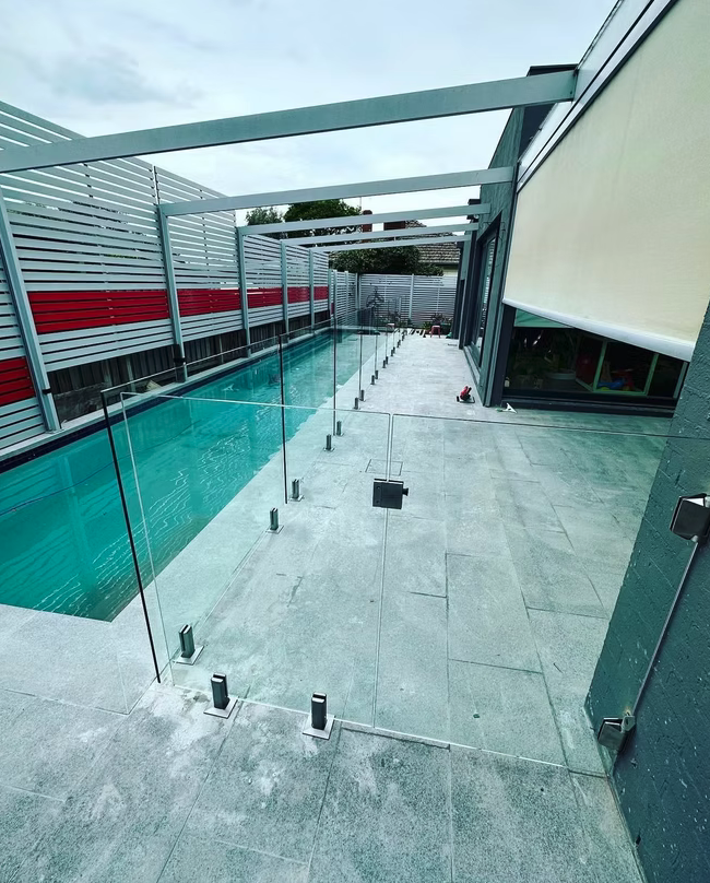 Frameless Lap Pool Fence